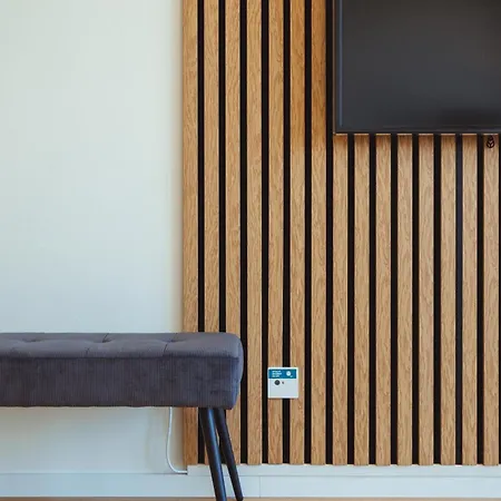 Pristavna Modern Apartment, Design & Parking,