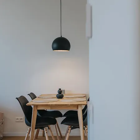 Pristavna Modern Apartment, Design & Parking, 아파트 *